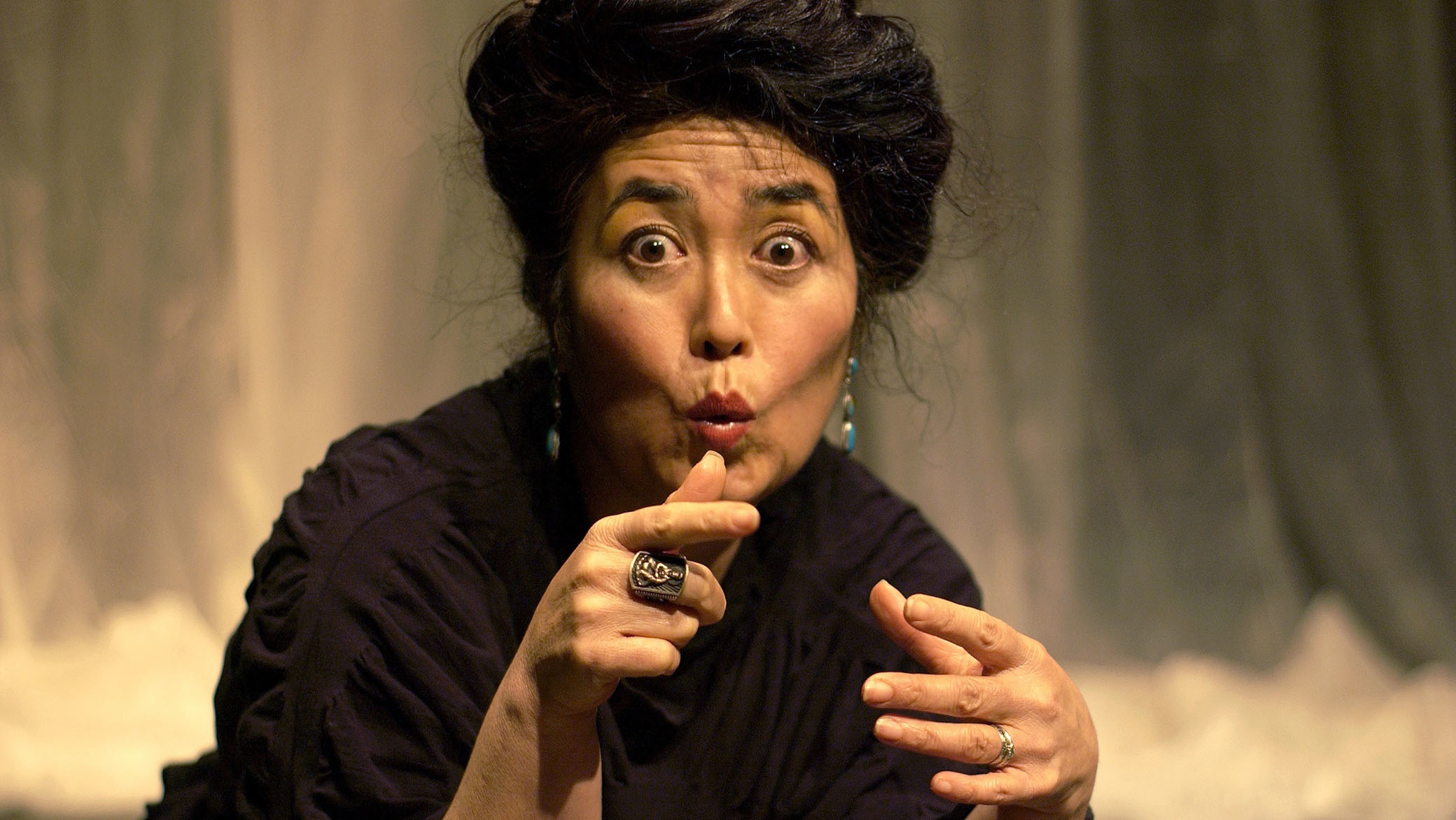 Nationally recognized Asian-Pacific storyteller Brenda Wong Aoki combines Eastern and Western narratives in her performances. 